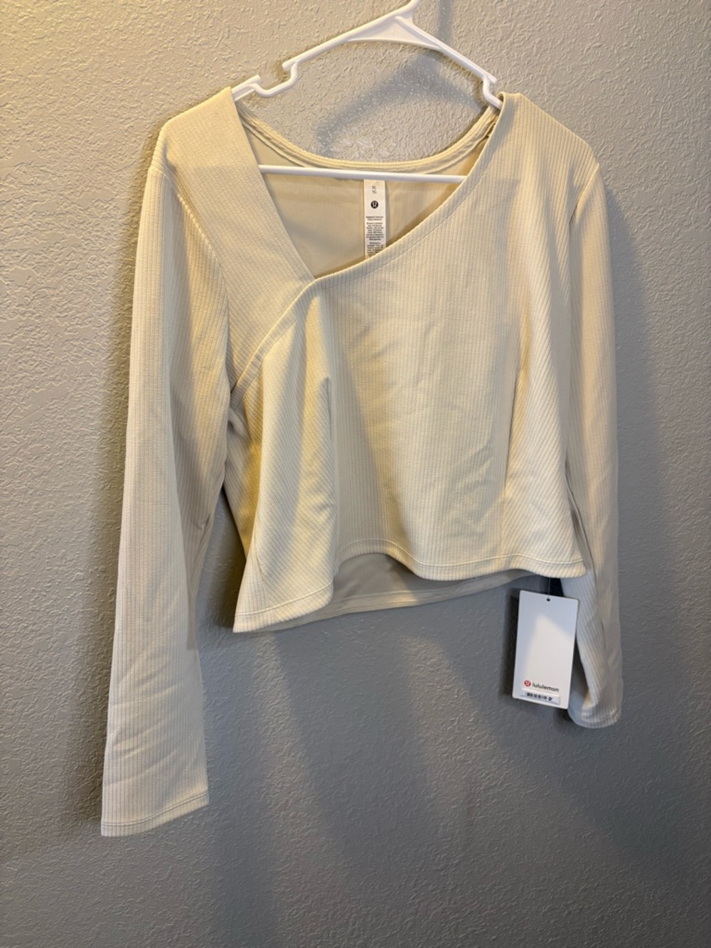 Lululemon NWT Ribbed Softstreme Asym Long Sleeve